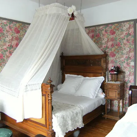 Le Relais Du Mont Chauve Frühstückspension